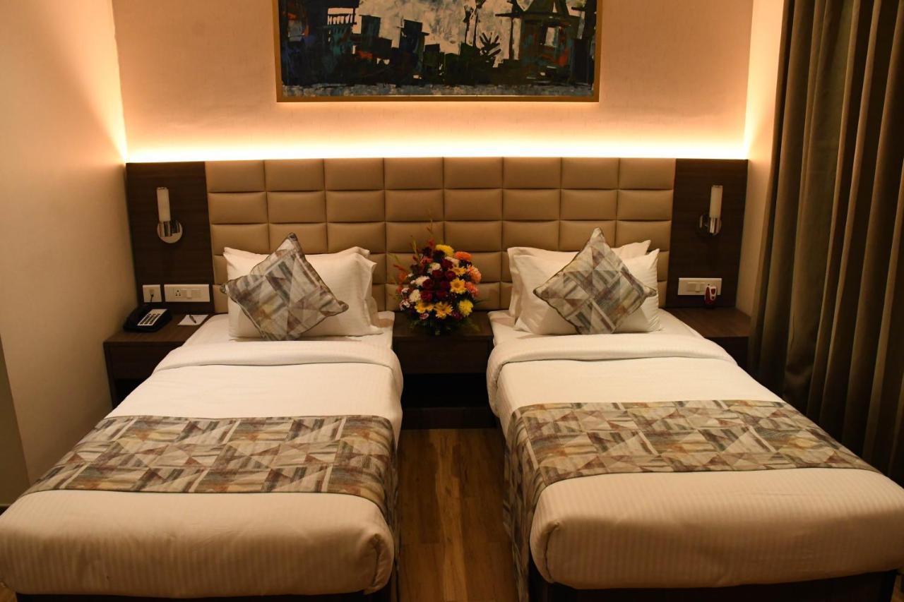 Lynq Aero Hotell Kolkata Eksteriør bilde